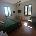 Casa de Férias Tra Il Mare E I Monti Sanremo
