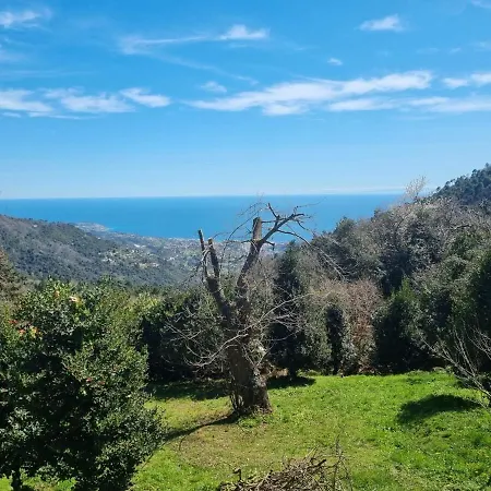 Tra Il Mare E I Monti 펜션 산레모