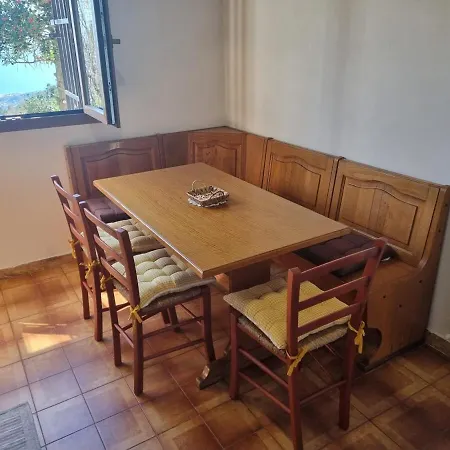 Hébergement de vacances Tra Il Mare E I Monti